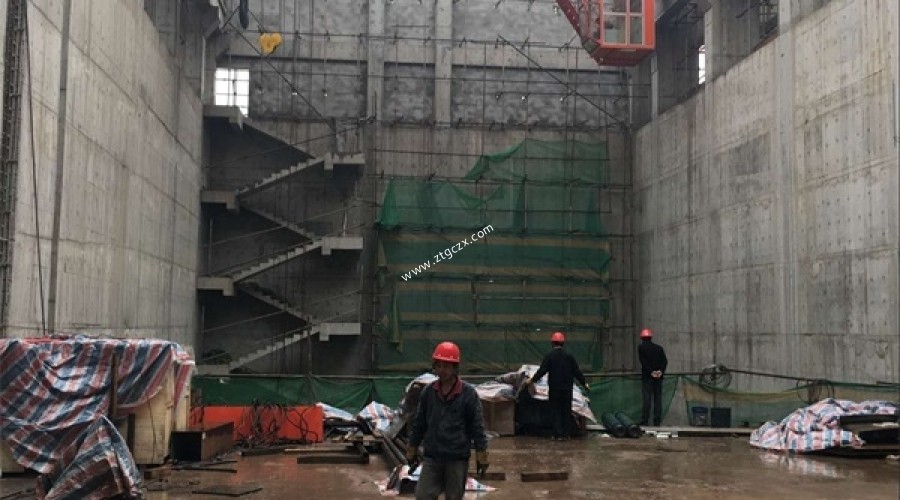 建设中的安居电站主厂房照片